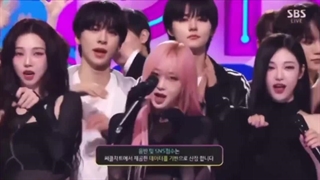 ریکشن گروه های کیپاپ به بردن APT. رزی و برونو مارس