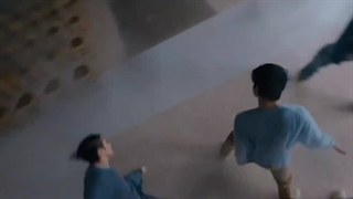 موزیک ویدیو  Over The Moon منتشر شد(کپشن)بعد از۲۴ ساعت موزیک ویدیو کامل داخل چنل قرار میگیره