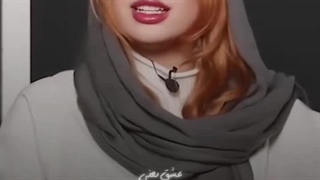 عشق یعنی ندونی چرا دوستش داری..