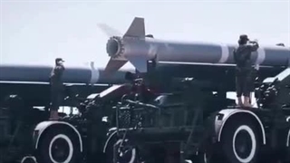 رژه جدید طالبان با موشک‌های بالستیک و دوربرد