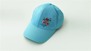 آموزش گلدوزی روی کلاه