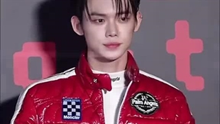 یونجون در فرش قرمز مراسم GQ Korea' GQ Night