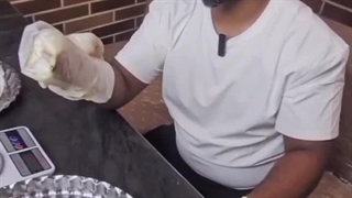 شاورما مطعم سلطان قشم یچیز دیگس!