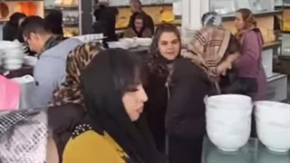 اینجا چینی رو برای اولین بار در ایران ؛ بصورت کیلویی میفروشیم .