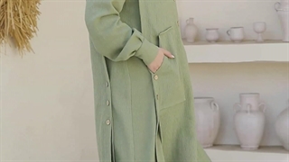 مانتو جلوبسته زنانه مدل ناریکا- سبز کمرنگ