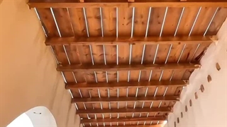 سفری به دنیای طعم‌های دریایی با رستوران تاخره در قشم