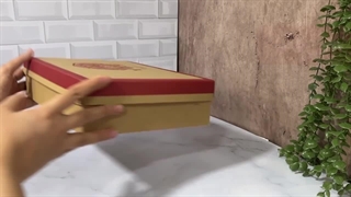 جعبه شیرینی ۲۳ *۳۳ طرح یلدا (کرافت)