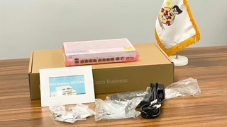 آنباکس سوئیچ سیسکو CBS350-8P-E-2G