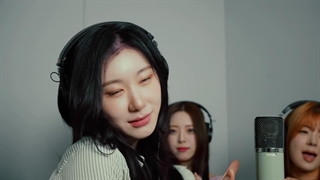 کاور ایتزی از آهنگ Be my baby از واندر گرلز