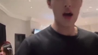 دوستان مینگی آدم نمیشه تا یونهو بیاد::خداااا بیا با منم لاس بزننننننن عموووو