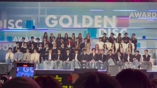 امروز هم کارشون عالی بود و تموم شد......حالا ما موندیم صبرمون تا اجرا ویدیو اصلیش بیاد:خنده: