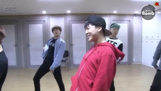 [BANGTAN BOMB] when BTS was practicing the showcase