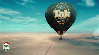 سقوط بابانوئل از بالن در روز کیریسمس