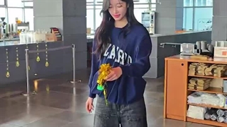 Squid game and le sserafim / اونچه اینجا نیستتت