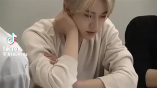 دلم برای موهای بلوند هیسونگ تنگ شده....