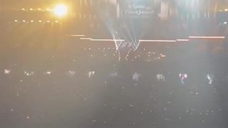 تو مراسم AU GALA DES PIÈCES JAUNES آهنگ Boombayah بلک پینک بخش کردن