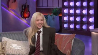 برنامه The Kelly Clarkson Show با حضور رزی با زیرنویس فارسی