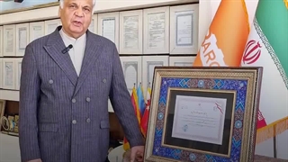 آریا بارون توس دانش بنیاد - بهترین شرکت تولید کننده ساندویچ پانل