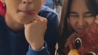 یوری و جی جی در پشت صحنه های سریال جواهر بخش ای