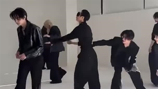 ENHYPEN don’t be in the picture challenge with ELLE KOREA❤️❤️❤️❤️❤️❤️❤️