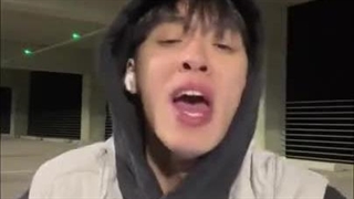 کیا ایشون رو میشناسن