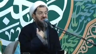 حجت الاسلام ماندگاری در پاسخ به فرد معترض در مسجد جمکران چه گفت؟