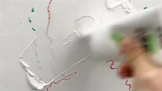 لکه گیر رولی دیوار