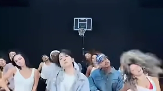 Killin' it dance break