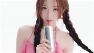 منتشر شده از یونگسو عضو گروه ALLDAY PROJECT برای CLIO