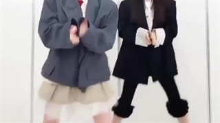 آپدیت TikTok آیلیت (ILLIT) با جی لاین: