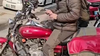 چطور افغانستان که نه #گاز داره، نه #نفت، با پاکستان درگیره و به آب های #آزاد راه نداره؛ نرخ #دلار رو تقریباً #ثابت نگه داشته؟