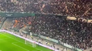 پرتاب عروسک هوادارن بتیس