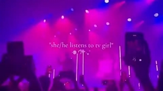 میدونید چیه ؟ سلیقه موسیقی خیلی مهمه  مثلا فکر کن طرف ندونه تی وی گرل چیه  تی وی گرل لاورا مایل به لایک ؟ تنکس