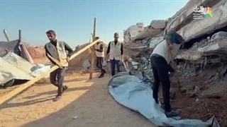 تهیه و نصب چادر برای مردم مظلوم غزه توسط کمک های مردمی ایران - ایران همدل