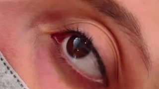 خط چشم و بن مژه دائم سالن زیبایی دلووان مشهد (3)