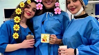 شادی در کلینیک کاخ جریان داره