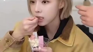 این ویدیو از وینتر ممبر اسپا داره کلی دست به دست میشه و وینتر هیت میگیره ( ادامه کپشن )