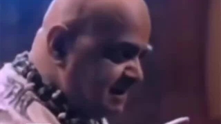 اونجا خیلی  شلوغ شد بیاین اینجا