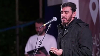 مداحی فارسی و ترکی حاج مهدی رسولی در تجمع شبانه میدان انقلاب در جنگ رمضان 1405