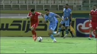 سوپرگل محمودآبادی و گل دوم چادرملو به پرسپولیس