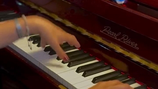 مخالف سه گاه ، و در اخرش مغلوب ، پیانو