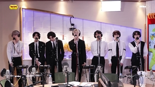 اجرای آهنگ ' Bills ' از انهایپن در برنامه Kim Shin Young’s Noon Song of Hope