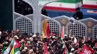 مردم تشییع