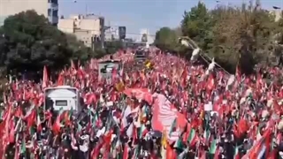 فریاد مردم خونخواه: توافق نمی خواهیم  سرِ ترامپ رو می خواهیم