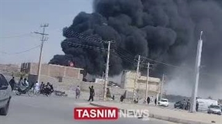 تکذیب حمله به ایرانشهر؛ دود سیاه ناشی از آتش‌سوزی دپوی سوخت بود