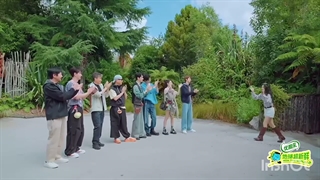 WowThe WorldS2(باحضور لیویونینگ، گونگ جون،سون هونگ لی،لی نای ون،چن شینگ شو،وانگ یوون