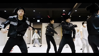 Crazy Form Dance Practice (Mito ver.) از ایتیز....به توضیحات توجه کنین