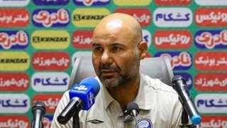 نشست خبری بختیاری زاده سرمربی استقلال قبل از دیدار با پیکان