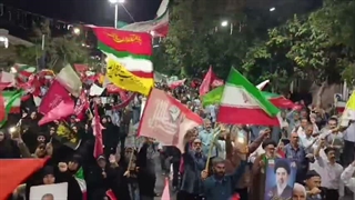 ۲۰۲ شب اجتماع شبانه مردم جانفدای گناباد در حمایت از رزمندگان اسلام - شهریور 1405