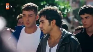 سریال بالا پایین استانبول قسمت ۱۵